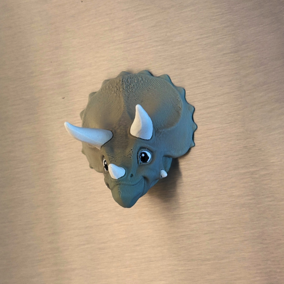 Dino-Magnet Triceratops
