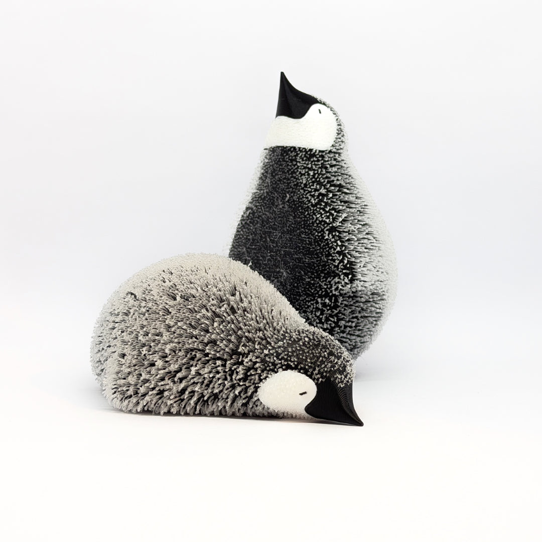 Flauschiger Pinguin Liegend