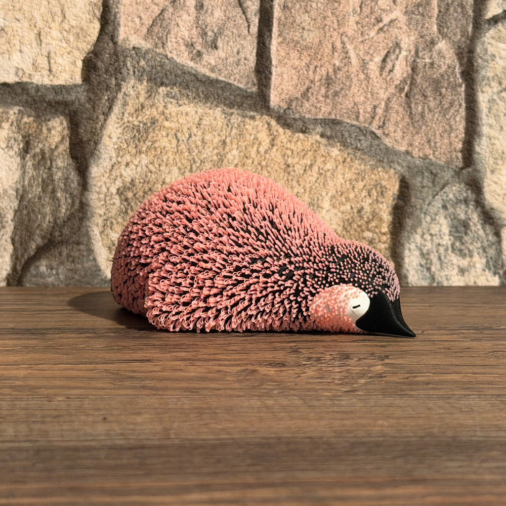 Flauschiger Pinguin Liegend